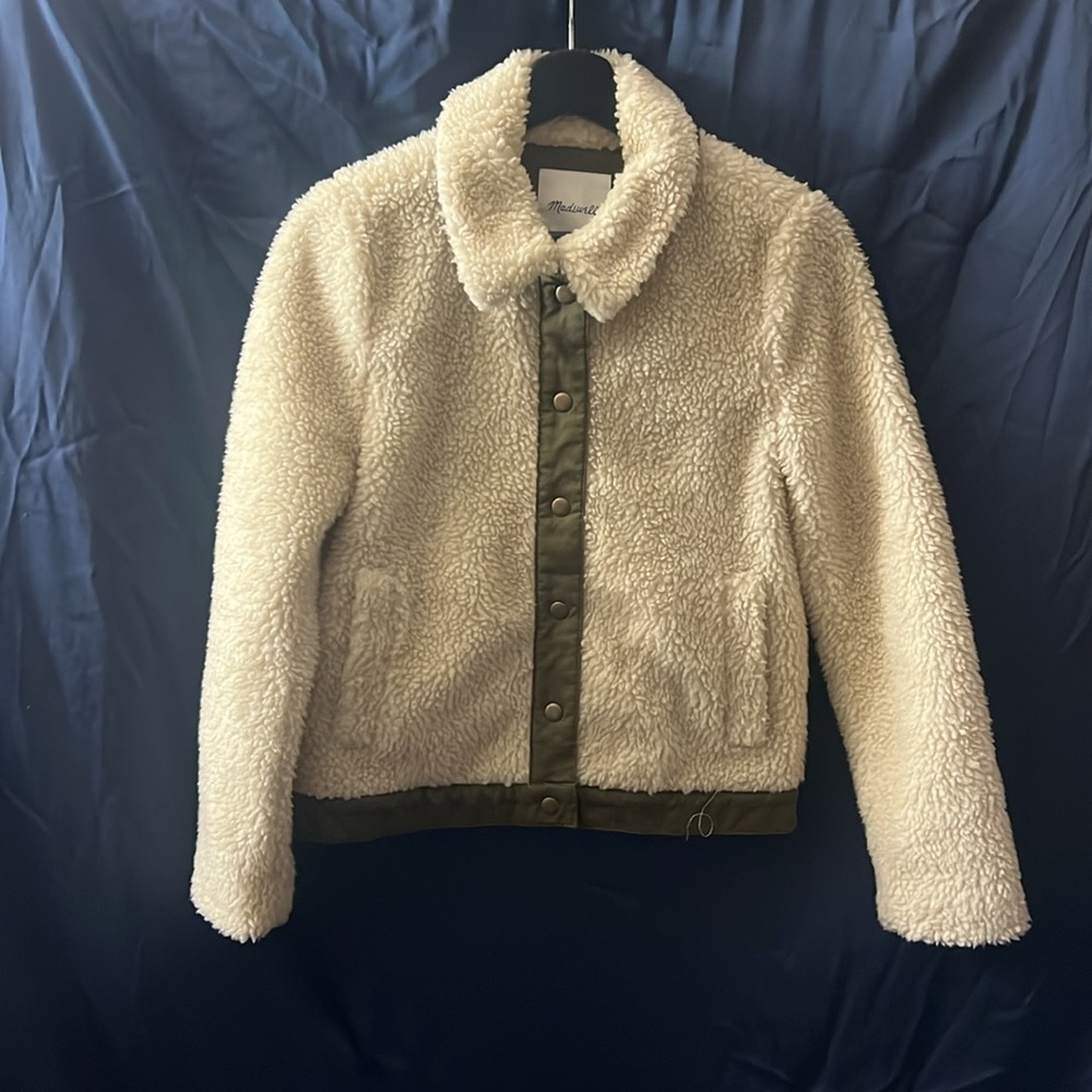 Madewell Cream Sherpa Jacket with Olive Trim - Picture 2 of 8